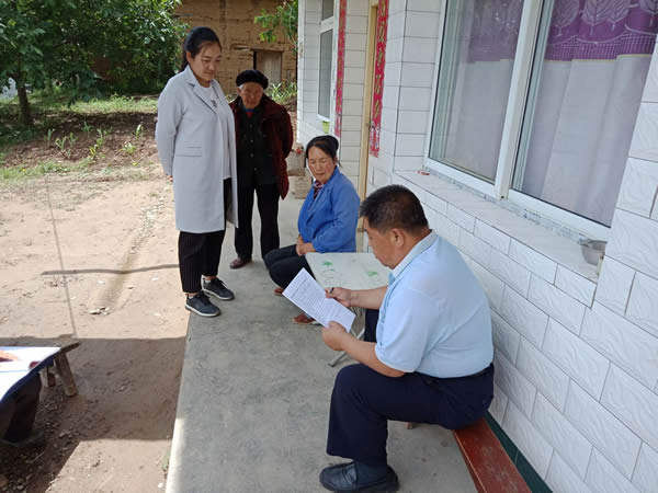 結(jié)對幫扶入戶 助力脫貧攻堅(jiān)