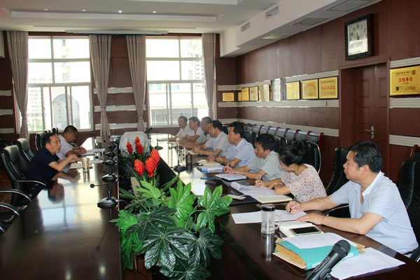 隴運(yùn)集團(tuán)公司黨委召開(kāi)加強(qiáng)黨風(fēng)廉政建設(shè)，全面從嚴(yán)治黨落實(shí)主體責(zé)任專(zhuān)題會(huì)議