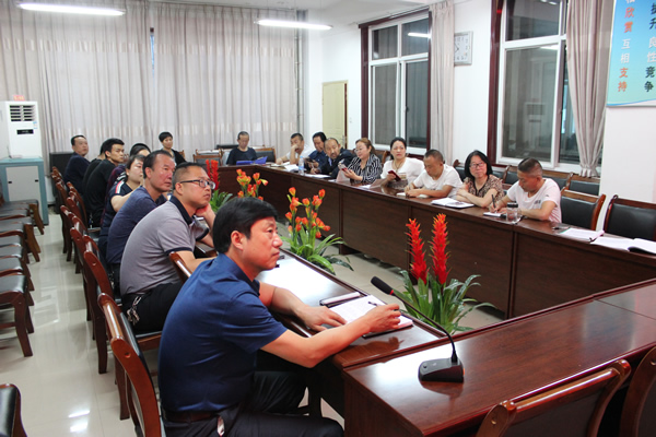 隴運集團舉辦2019年安全管理人員業(yè)務(wù)知識培訓班