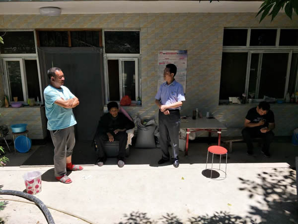 隴運集團(tuán)公司深入寧強(qiáng)村開展迎“七一” 幫扶主題實踐活動