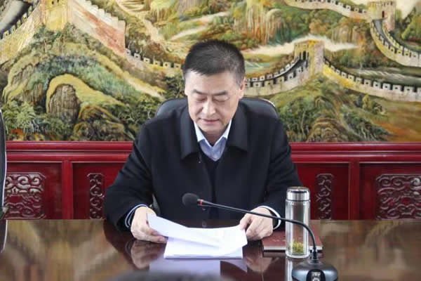 隴運(yùn)集團(tuán)公司黨委召開理論中心組集中學(xué)習(xí)暨黨委(擴(kuò)大)會議