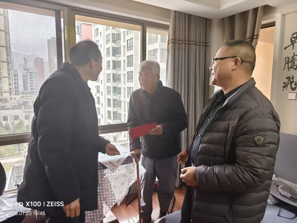 隴運(yùn)集團(tuán)公司開(kāi)展春節(jié)走訪(fǎng)慰問(wèn)活動(dòng)